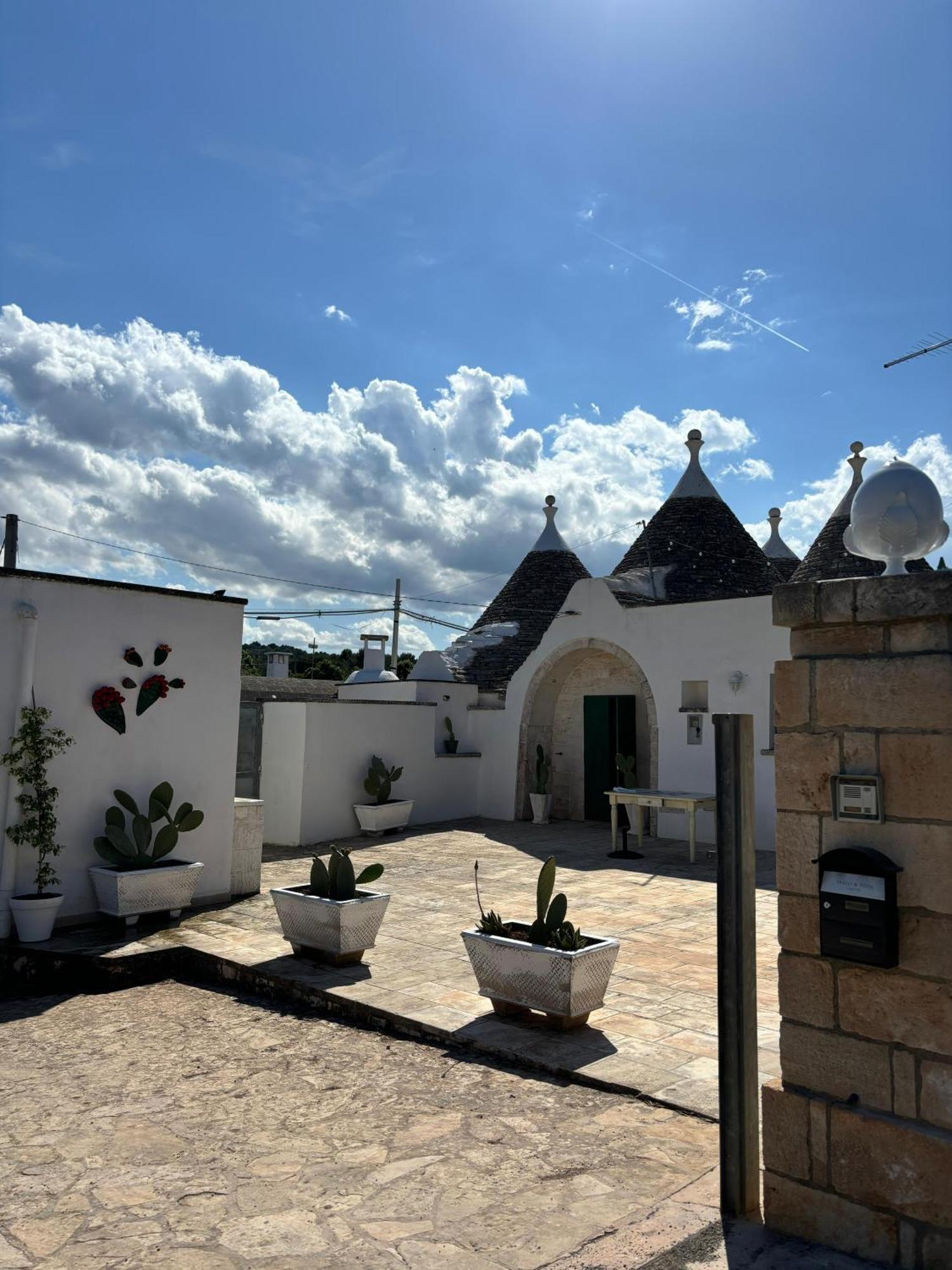 Vila Trulli And Pool - I Cactus Martina Franca Exteriér fotografie